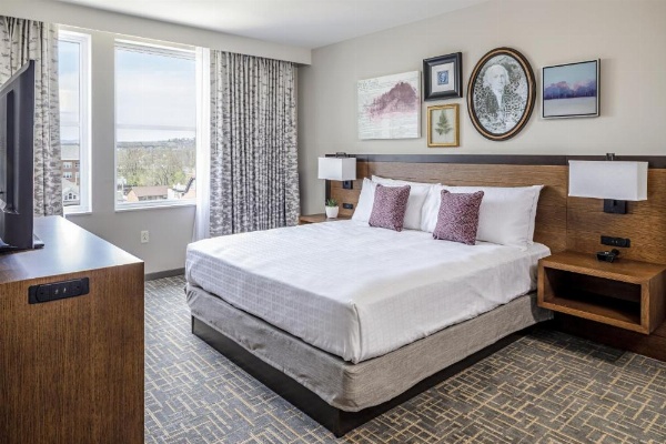 Hotel Madison & Shenandoah Conference Ctr. image 16